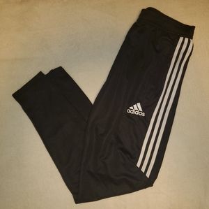 Mens medium Adidas training pants.